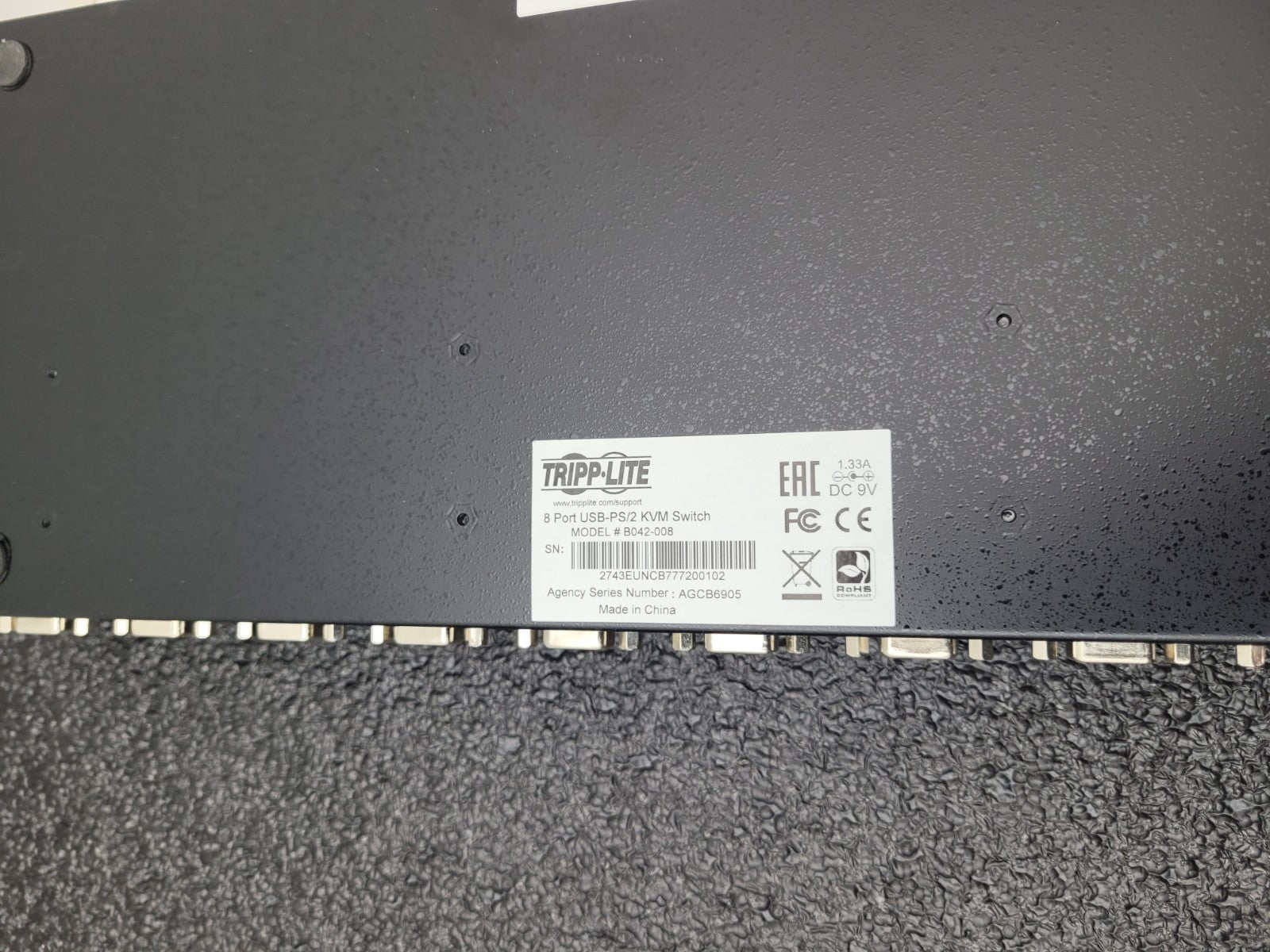 Lot of 3x Tripp Lite B042-008 8 Port USB PS2 Rack-Mountable KVM Switch