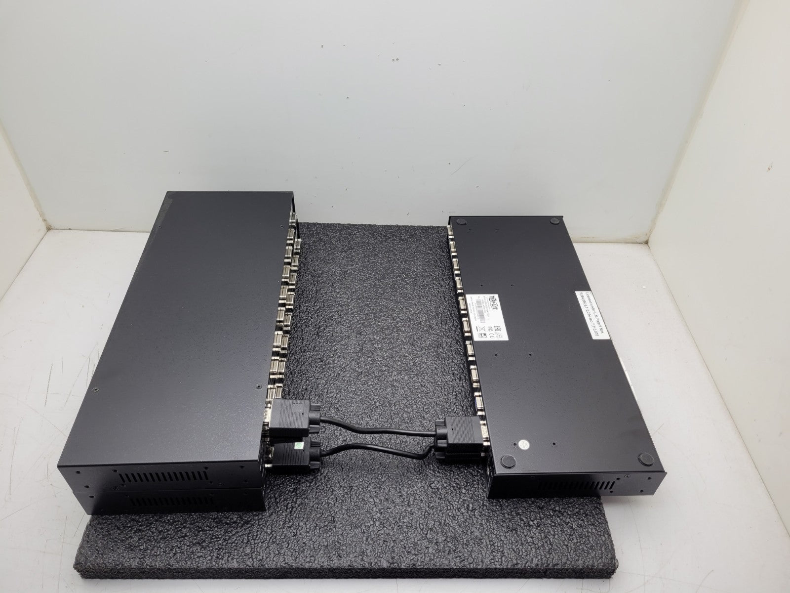 Lot of 3x Tripp Lite B042-008 8 Port USB PS2 Rack-Mountable KVM Switch