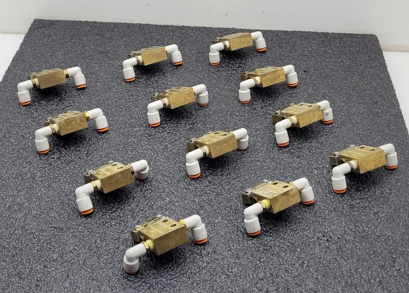 Lot of 12x Humphrey TAC2 Pnuematic Pressure Button Press Roller Arm Air Valve 34