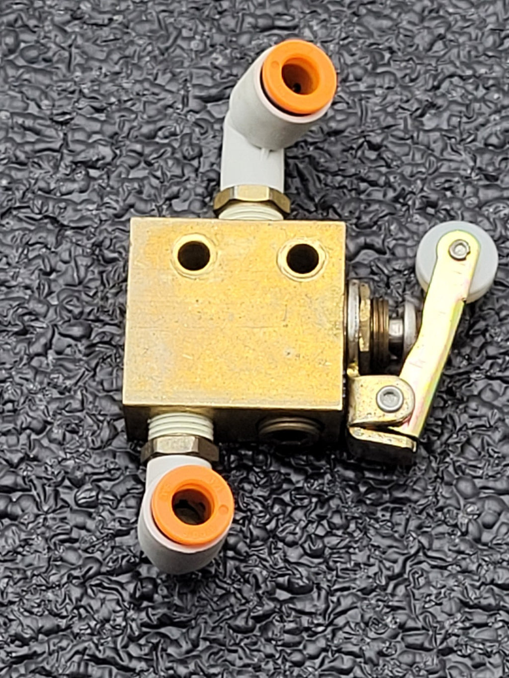 Lot of 12x Humphrey TAC2 Pnuematic Pressure Button Press Roller Arm Air Valve 34