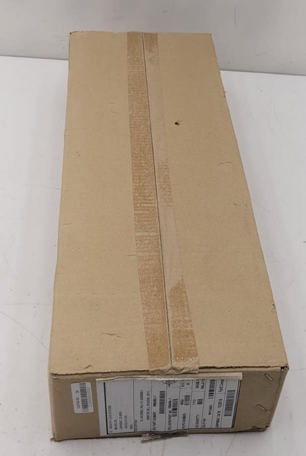 5PCS NEW 0994058-11 ASSEMBLY UNIVERSAL STORAGE XL 2U SNAP-IN RAIL KIT