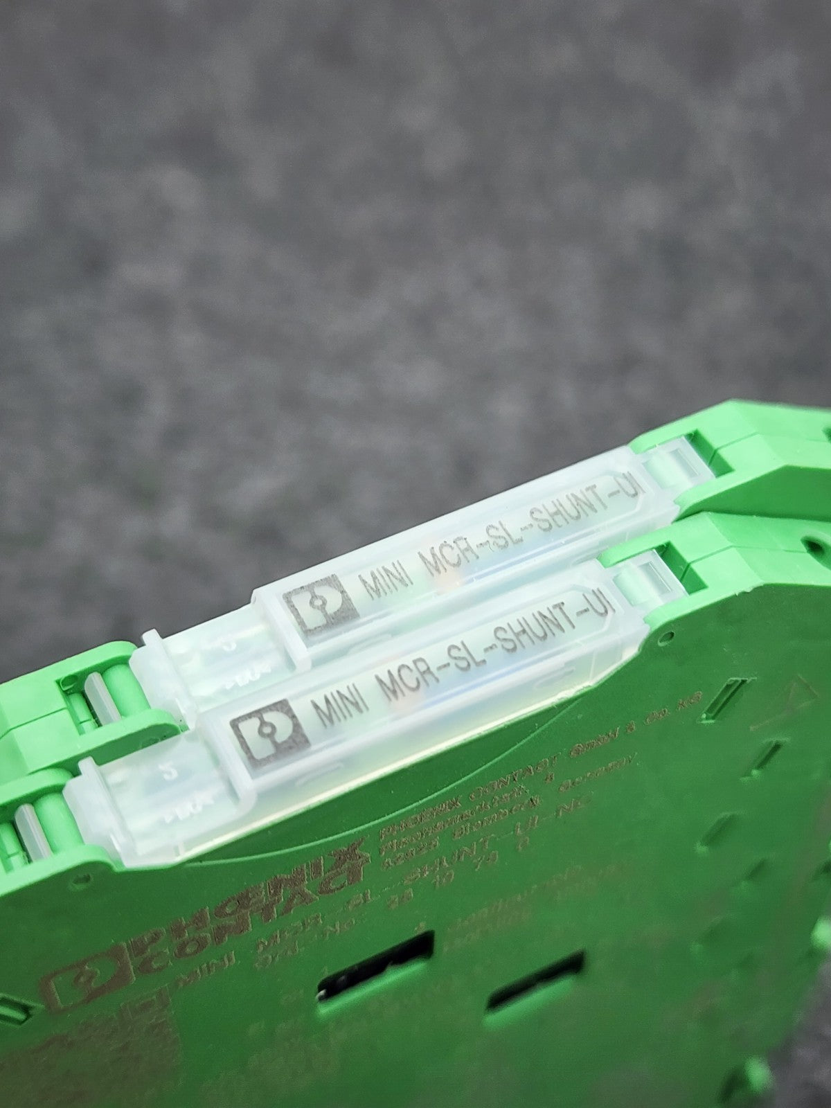 Lot Of 2 Phoenix Contact Isolation Amplifier MINI MCR-SL-SHUNT-UI-NC 2810780