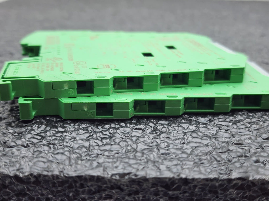 Lot Of 2 Phoenix Contact Isolation Amplifier MINI MCR-SL-SHUNT-UI-NC 2810780