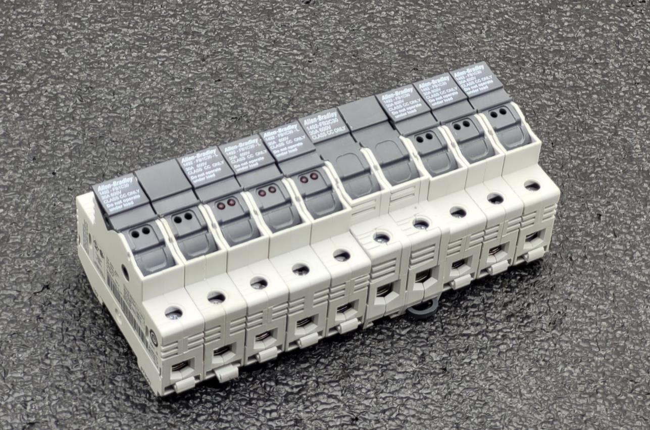 Lot of 9 ALLEN BRADLEY 1492-FB1C30-L 30A 600V  1P 200K DINRAIL FUSIBLE 1x FB2C30