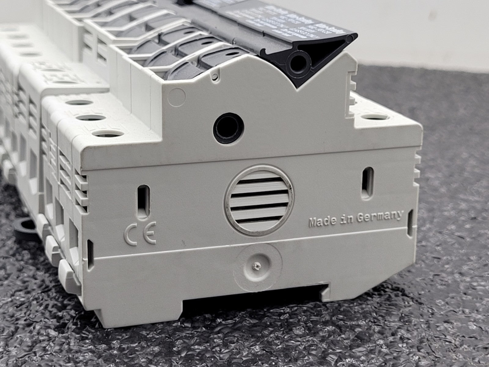 Lot of 9 ALLEN BRADLEY 1492-FB1C30-L 30A 600V  1P 200K DINRAIL FUSIBLE 1x FB2C30