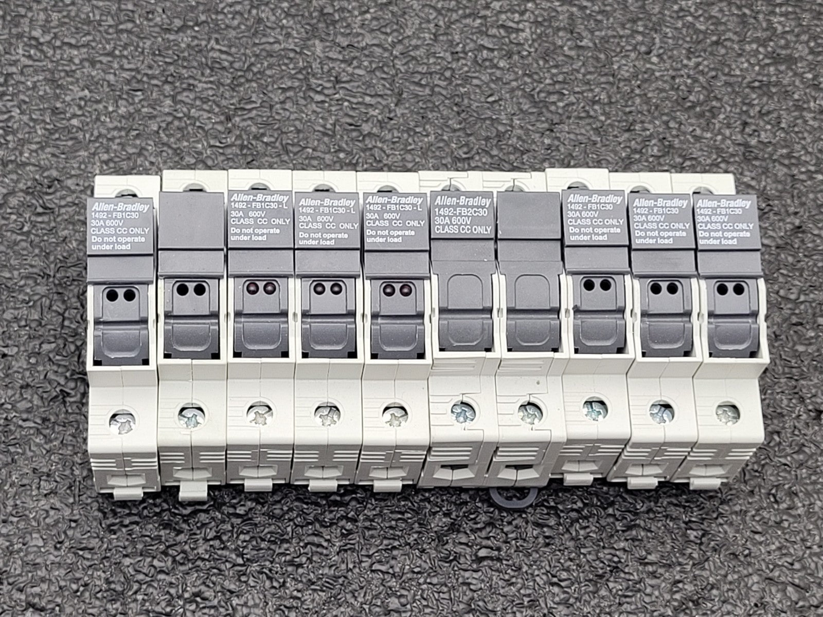 Lot of 9 ALLEN BRADLEY 1492-FB1C30-L 30A 600V  1P 200K DINRAIL FUSIBLE 1x FB2C30