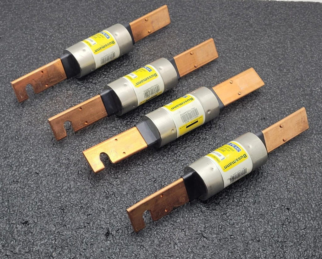 LOT of  4  LOW PEAK BUSSMANN LPS-RK-200SP current limiting fuses.