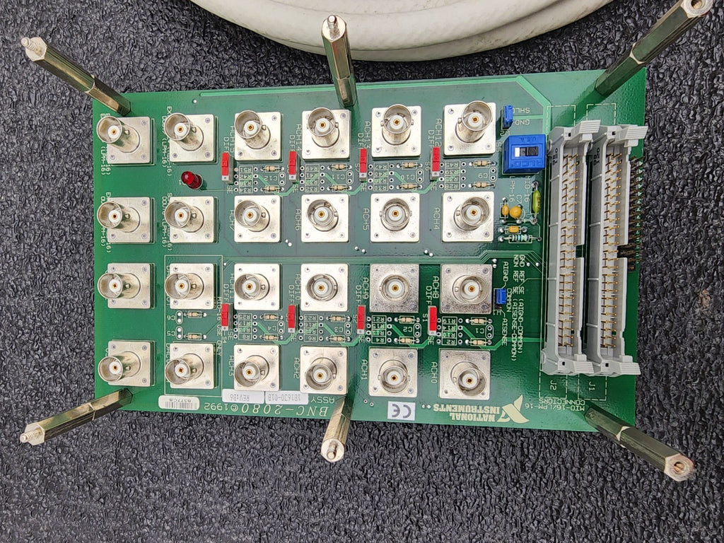 National Instruments BNC-2080 Analog Break Out Board 24x Female BNC 2x IDC50