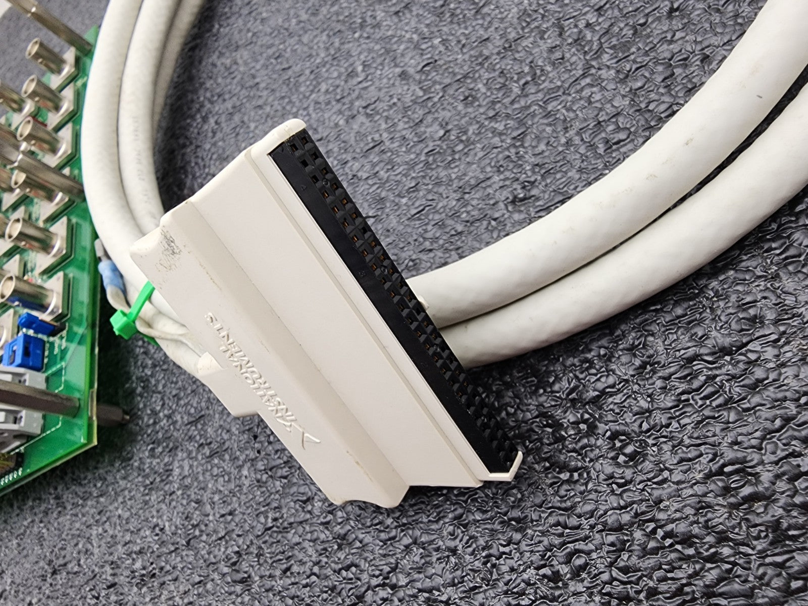 National Instruments BNC-2080 Analog Break Out Board 24x Female BNC 2x IDC50