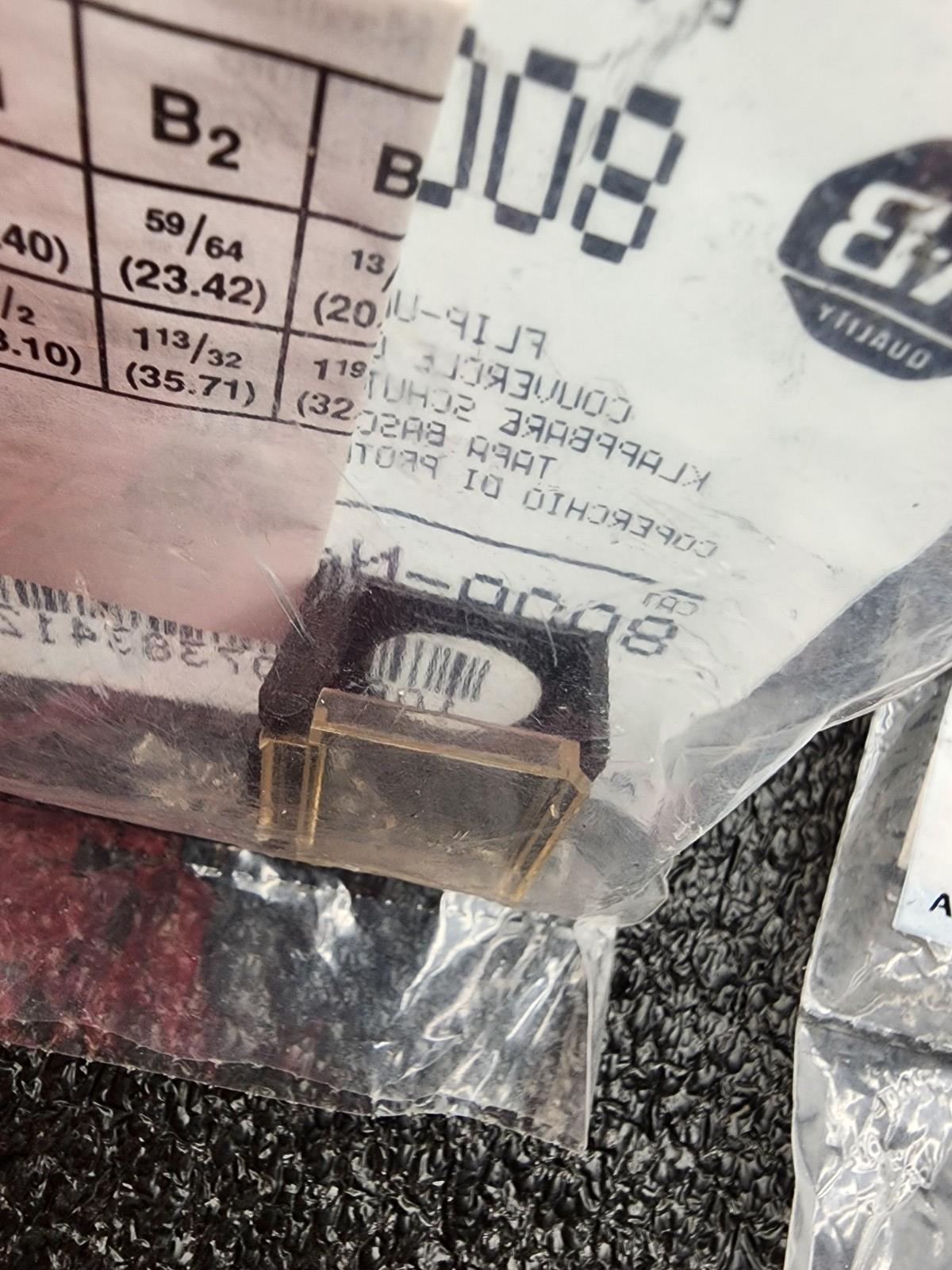 Lot 4x of Allen Bradley AB 800A G2CW GC2C 2x Keyed 2x 2 Position On/OFF Switches