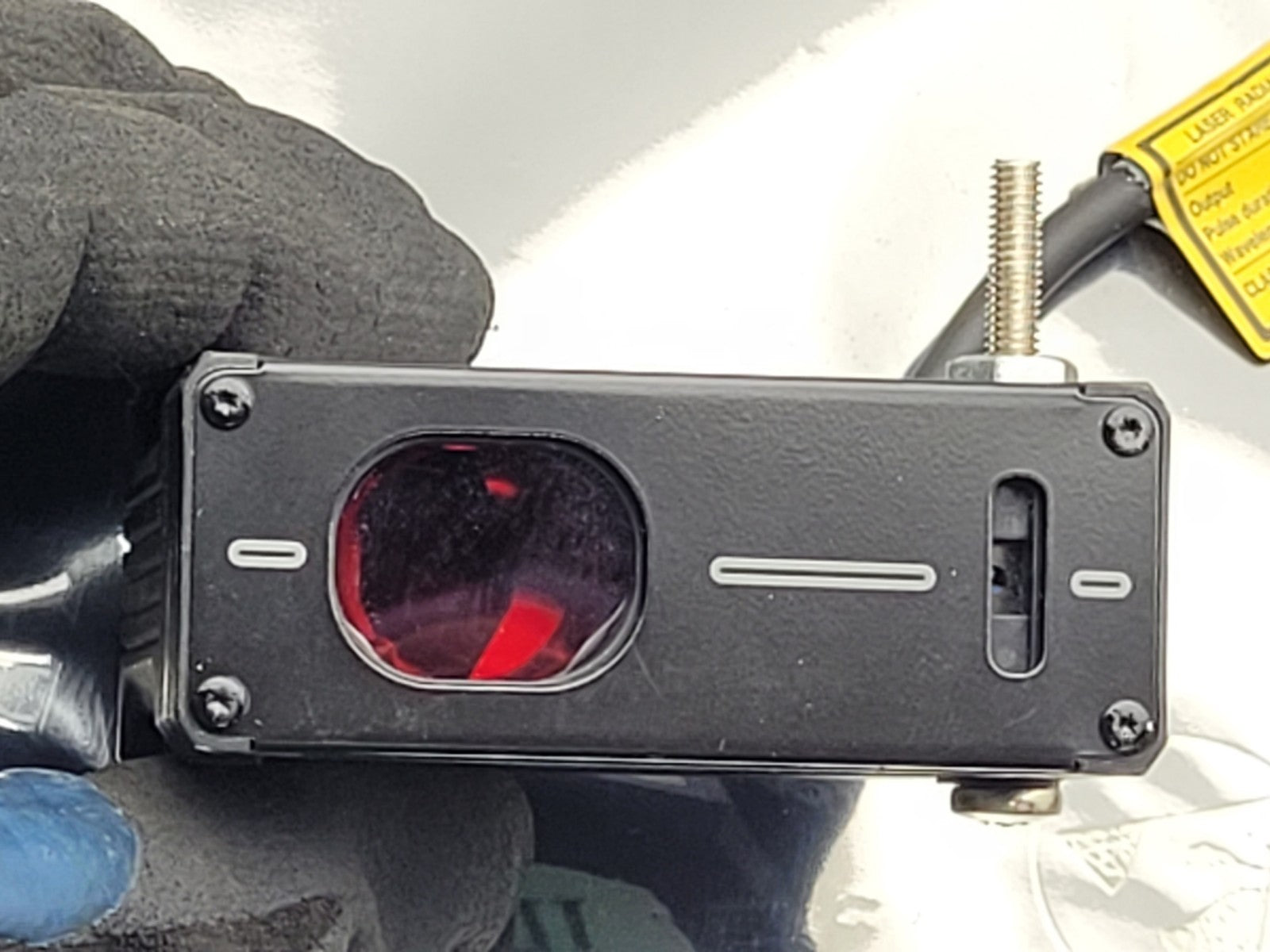 Keyence IL-300 Intelligent-L Digital Laser Range Sensor + OP87056 4 Pin 2M Cable