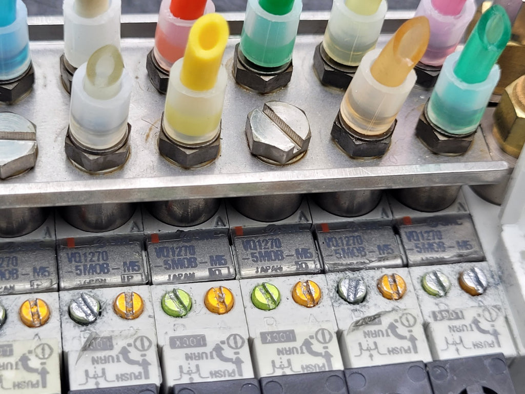 SMC (x9) VQ1270-5MOB-M5 Solenoid Valve Assembly Manifold