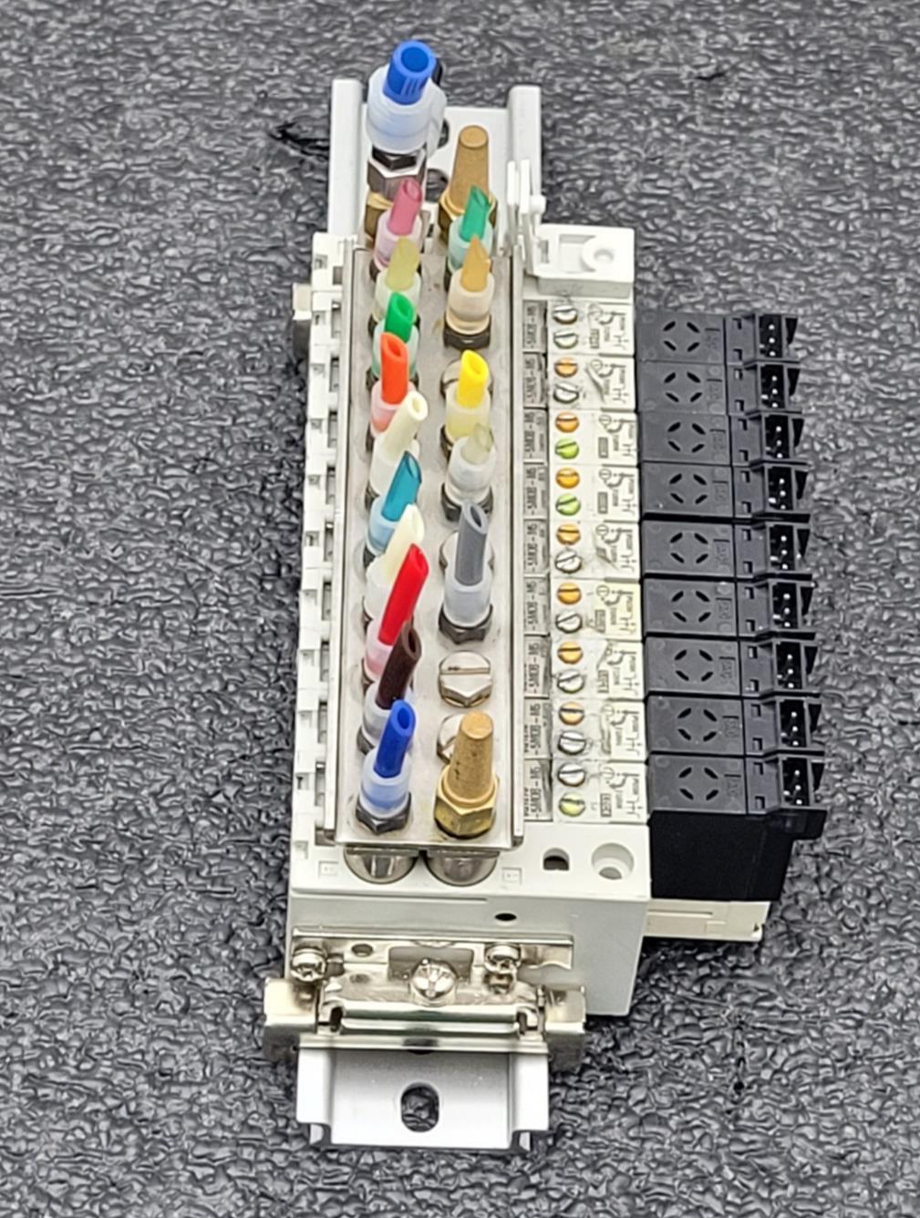 SMC (x9) VQ1270-5MOB-M5 Solenoid Valve Assembly Manifold
