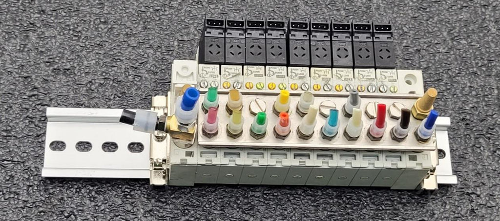 SMC (x9) VQ1270-5MOB-M5 Solenoid Valve Assembly Manifold