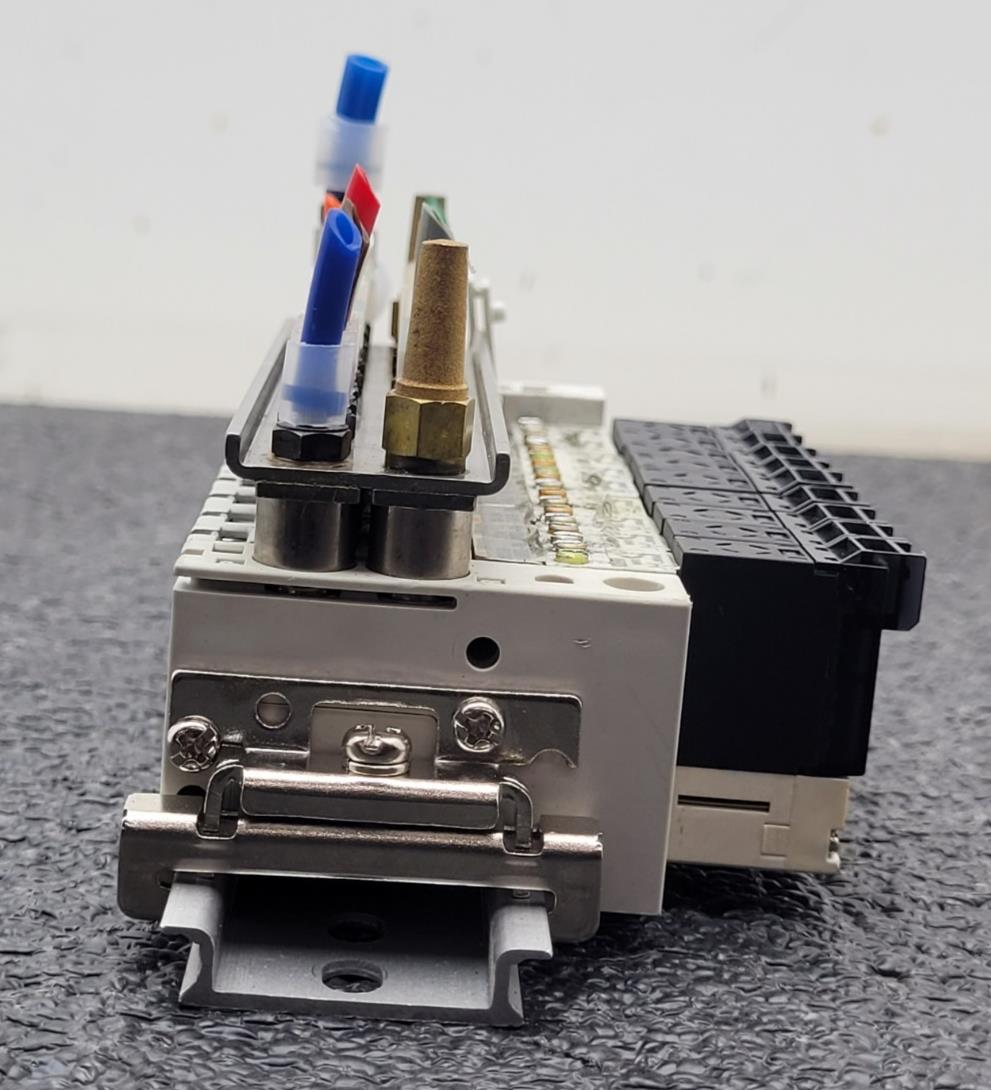 SMC (x9) VQ1270-5MOB-M5 Solenoid Valve Assembly Manifold