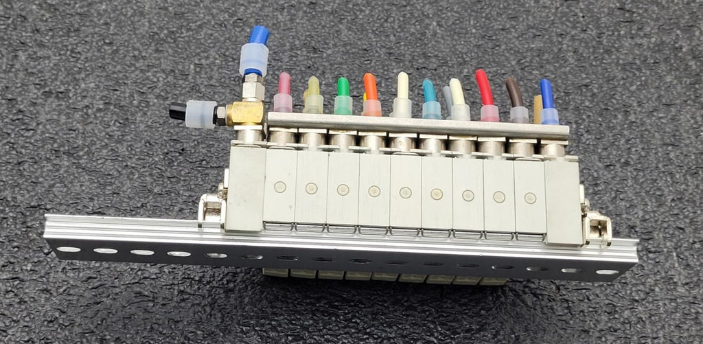 SMC (x9) VQ1270-5MOB-M5 Solenoid Valve Assembly Manifold