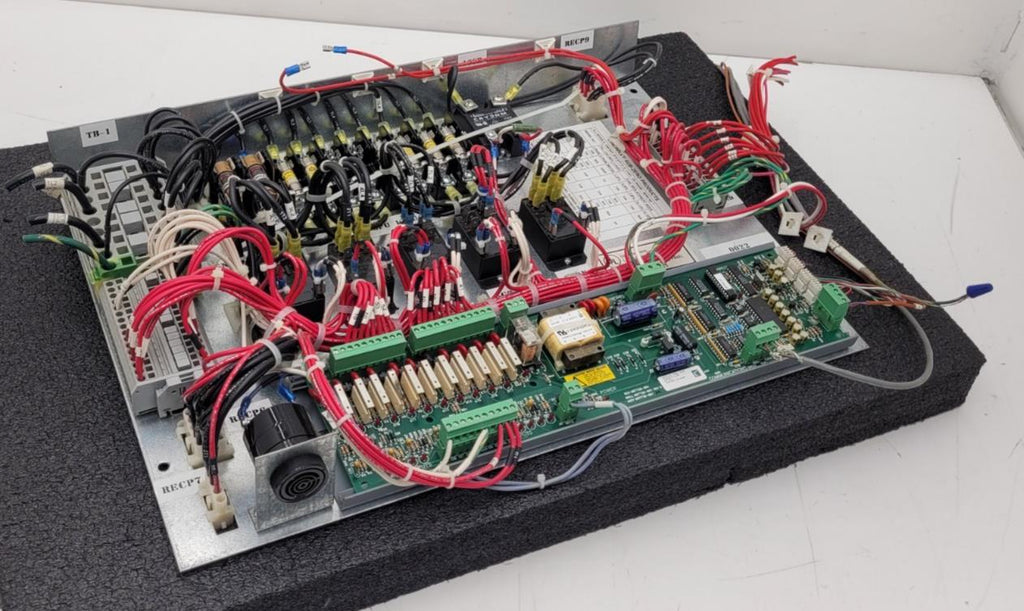 Cincinnati Sub-Zero CSZ ZH-8-1-H/AC Main Control Circuit Board A80404-00