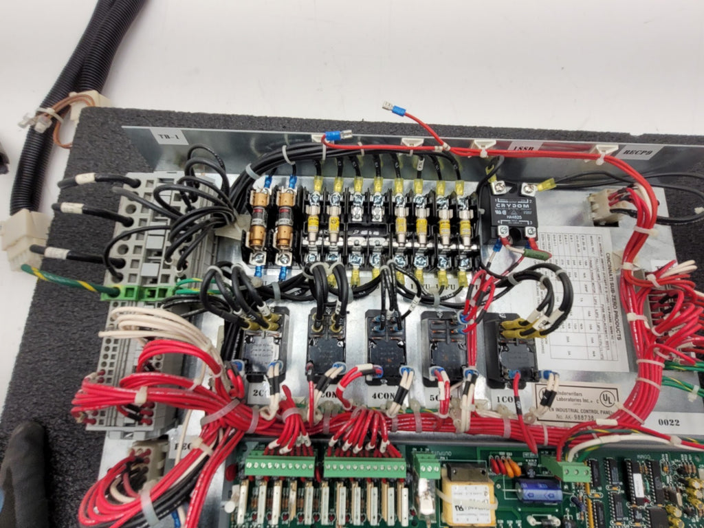 Cincinnati Sub-Zero CSZ ZH-8-1-H/AC Main Control Circuit Board A80404-00
