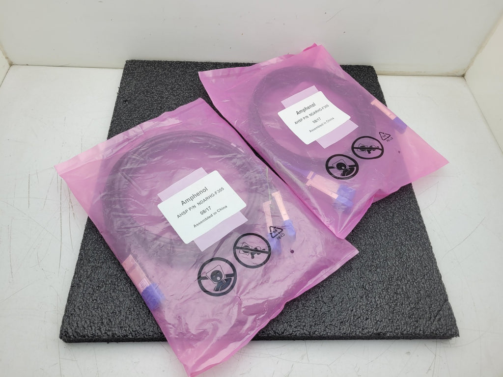 Lot of 2x Amphenol AHSP NDARHG-F305 2.5M QSFP to 2x QSFP NEW