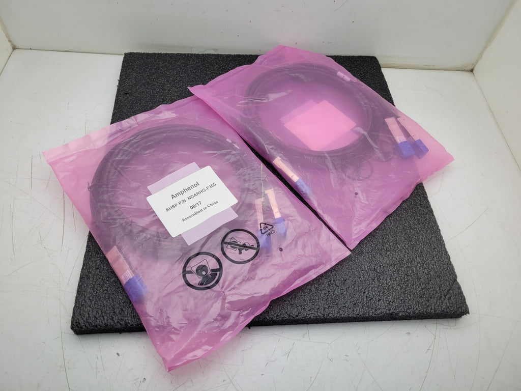 Lot of 2x Amphenol AHSP NDARHG-F305 2.5M QSFP to 2x QSFP NEW