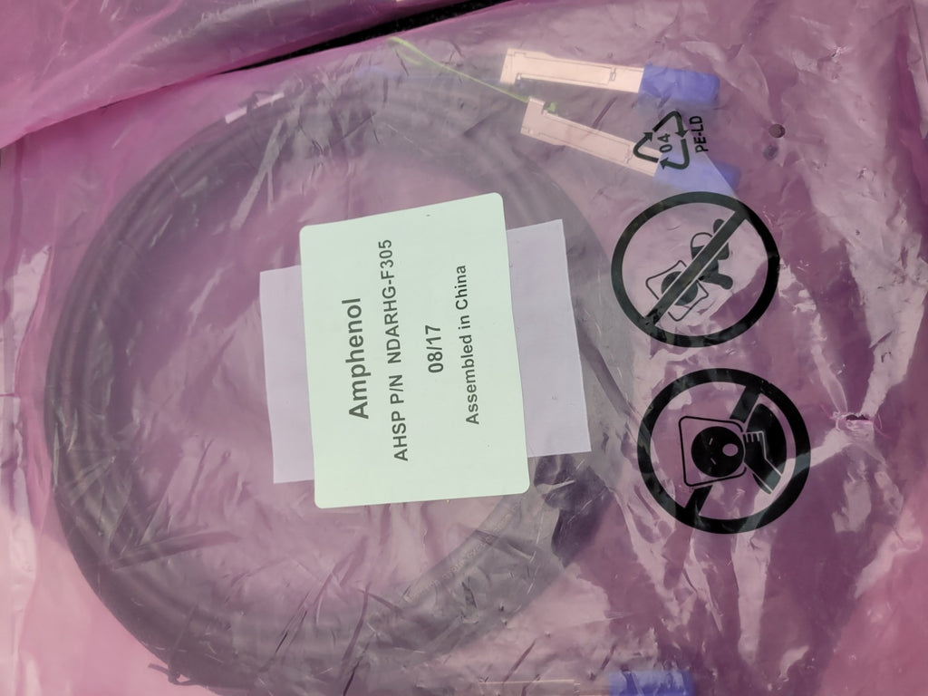 Lot of 2x Amphenol AHSP NDARHG-F305 2.5M QSFP to 2x QSFP NEW