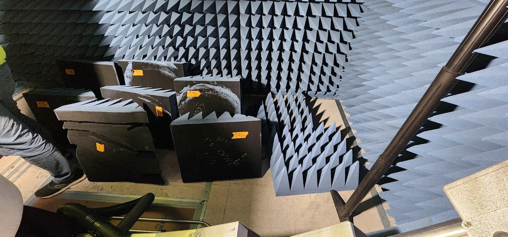 ETS-Lindgren AMS-8923-150 4G Anechoic RF Chamber 4m (156") Cube + Halo Antenna