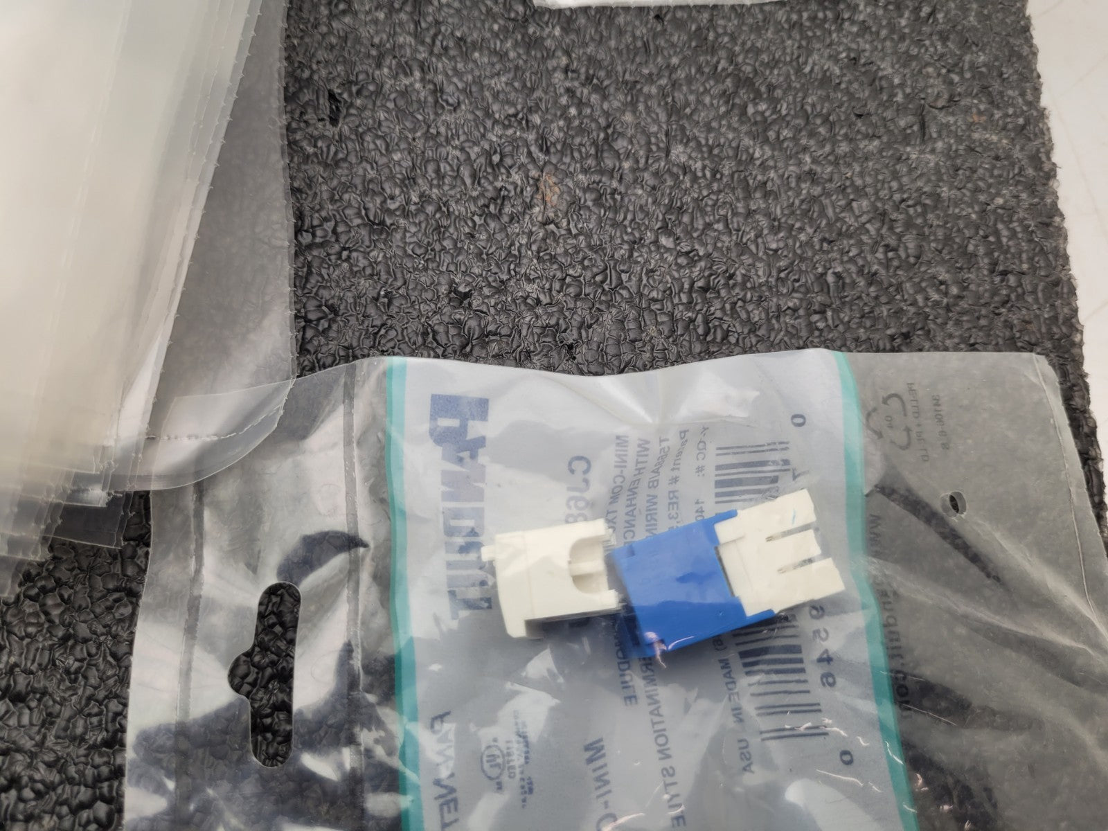 Lot 17x PANDUIT UTP28SP5OR UTP28SP3  CAT 6 Performance UTP Patch Cable 3ft 28AWG