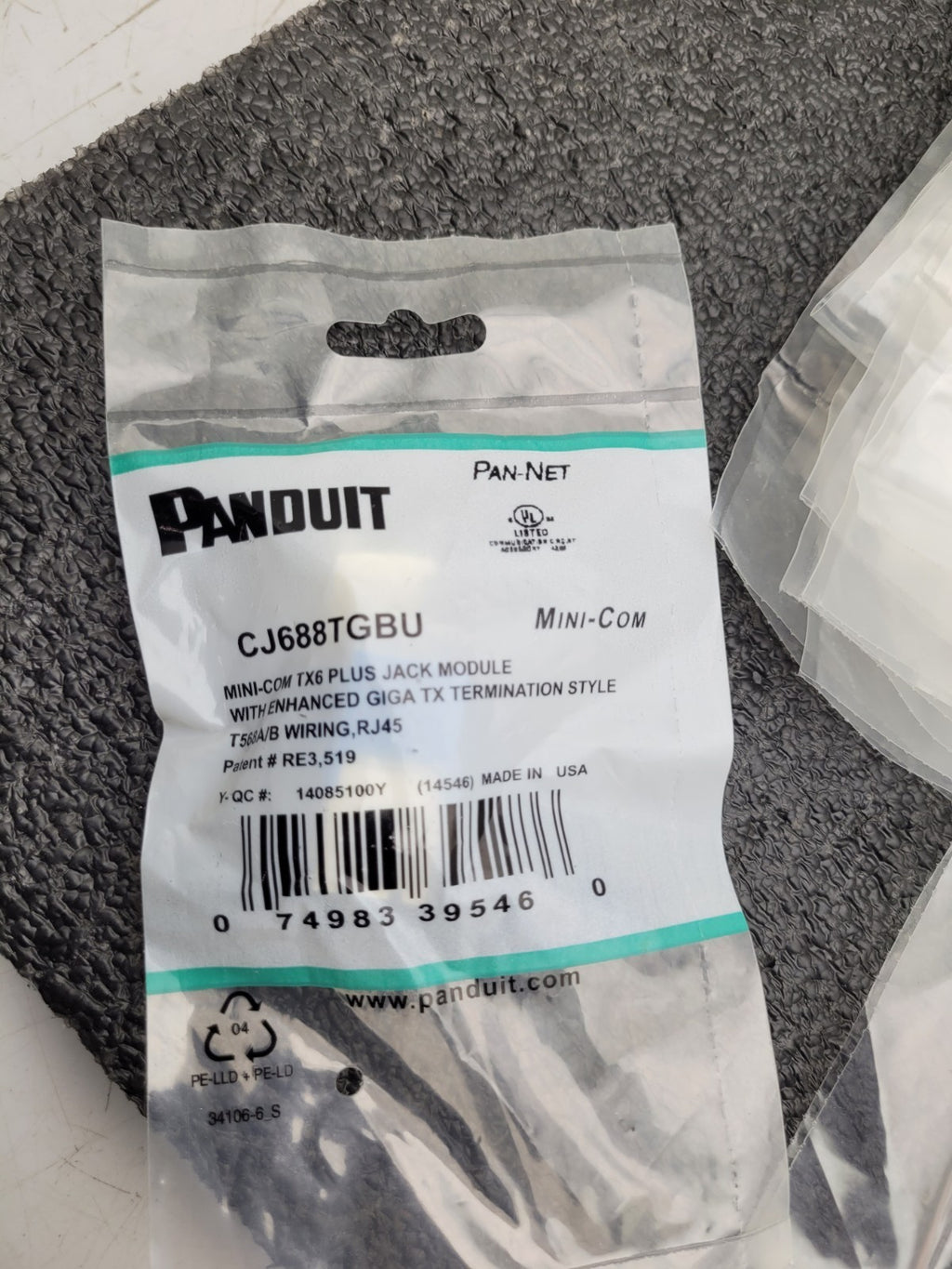 Lot 17x PANDUIT UTP28SP5OR UTP28SP3  CAT 6 Performance UTP Patch Cable 3ft 28AWG