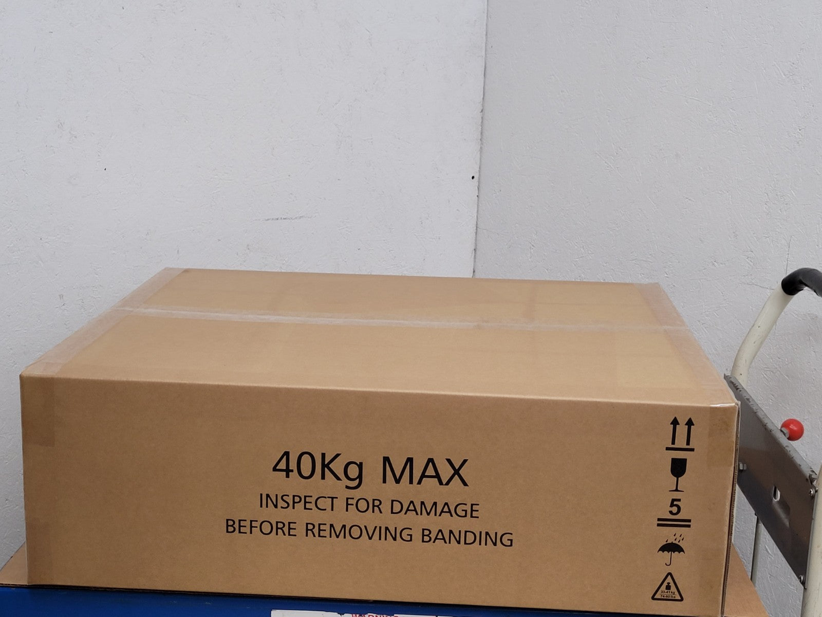 HP SureStor G3 2U24  AC PSU PLATINUM SAS Storage Array SP-3224-E12 2.5" HDD JBOD