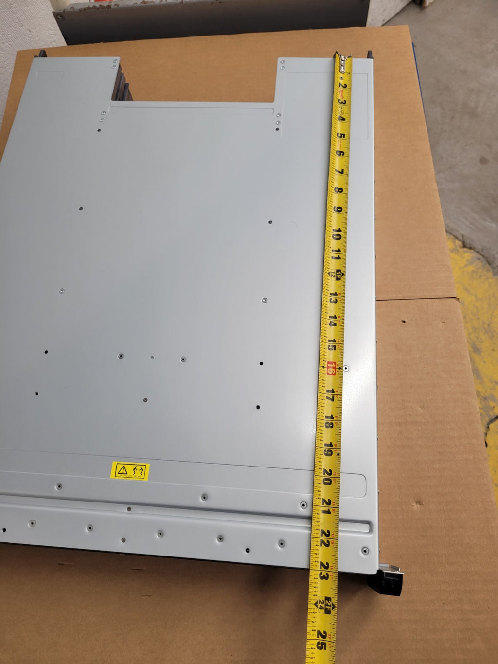 HP SureStor G3 2U24  AC PSU PLATINUM SAS Storage Array SP-3224-E12 2.5" HDD JBOD