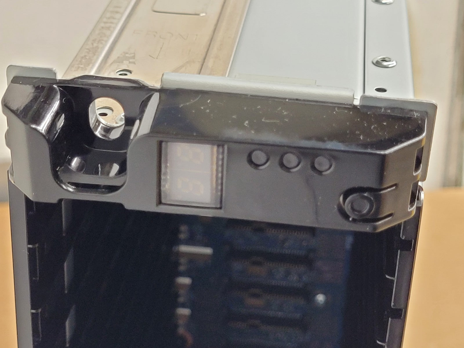 HP SureStor G3 2U24  AC PSU PLATINUM SAS Storage Array SP-3224-E12 2.5" HDD JBOD