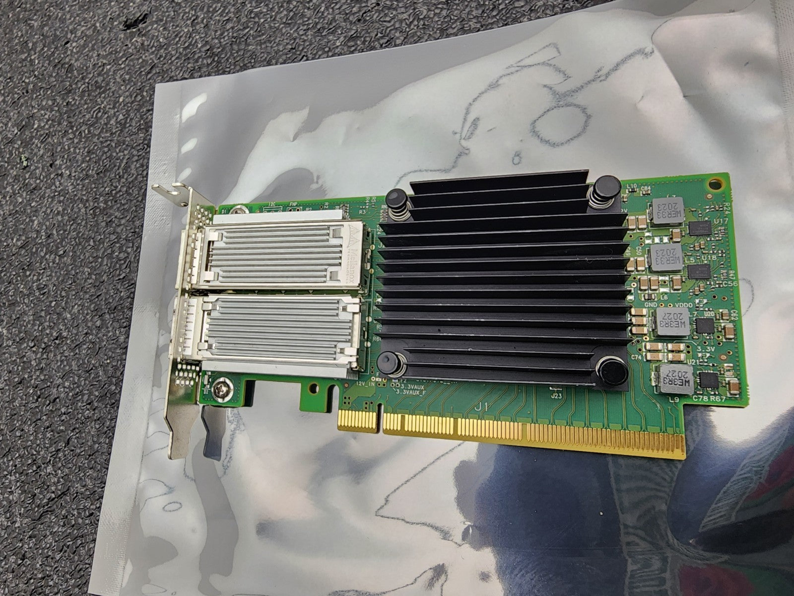 Mellanox CX516A 100GbE QSFP28 Dual Port ConnectX-5 PCIe x16 Adapter Half Height