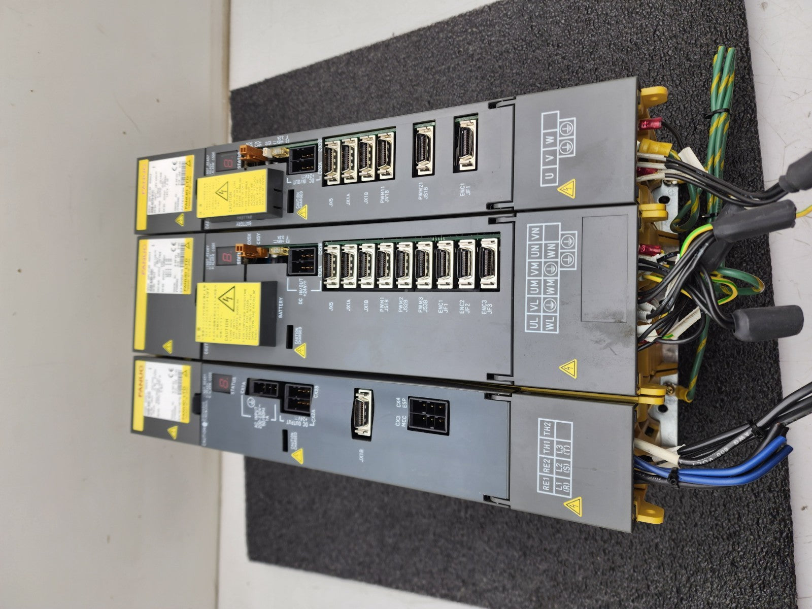 FANUC Power Supply +2 Servo Amplifiers A06B-6080-H301 A06B-6079-H101