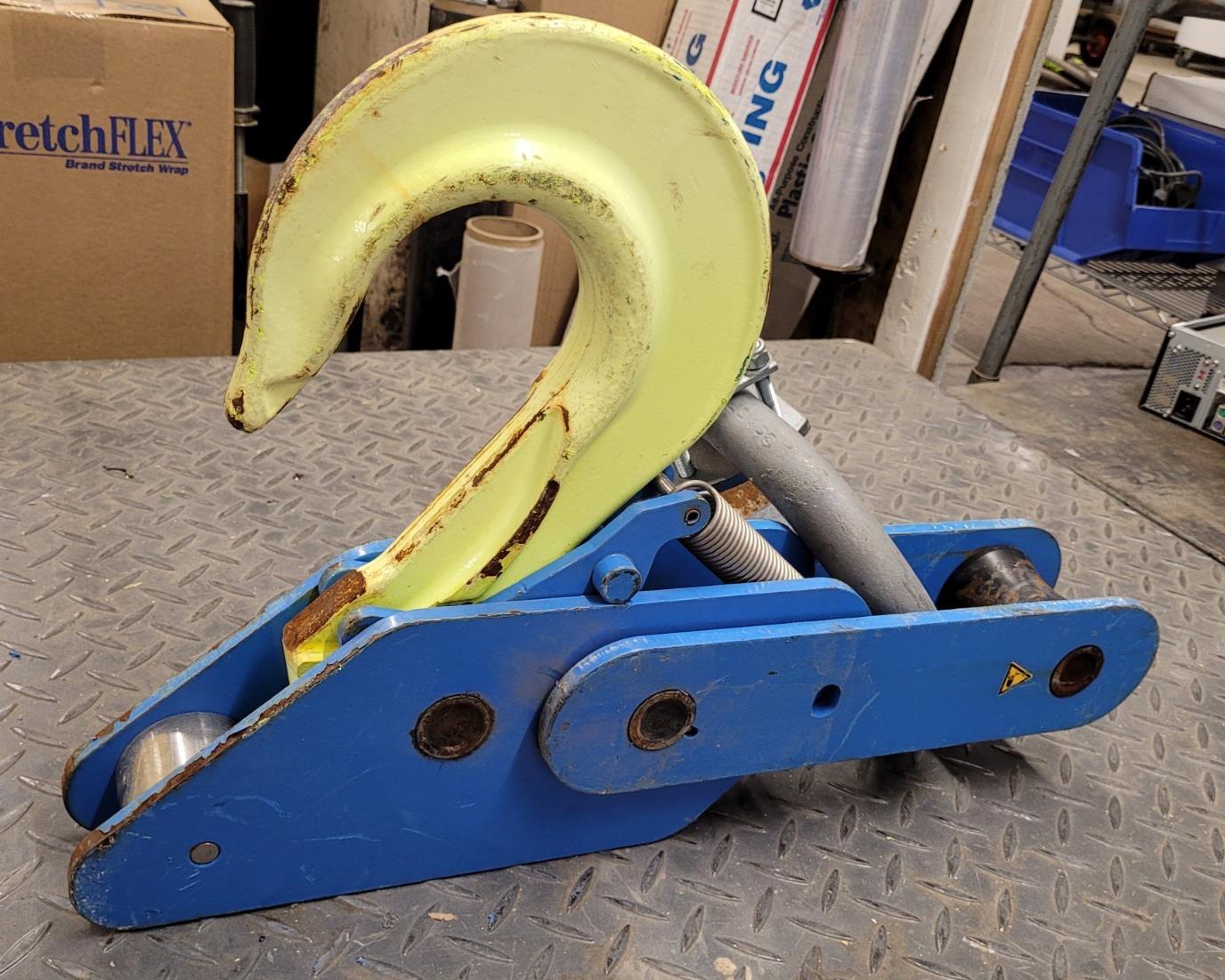 GIGASENSE IS PIAB 12 TON Automatic Safety Locking Crane Lifting Hook 300162