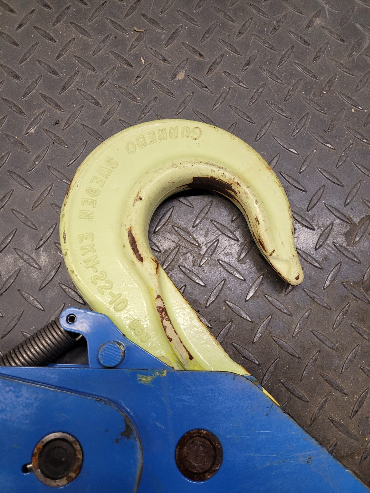 GIGASENSE IS PIAB 12 TON Automatic Safety Locking Crane Lifting Hook 300162