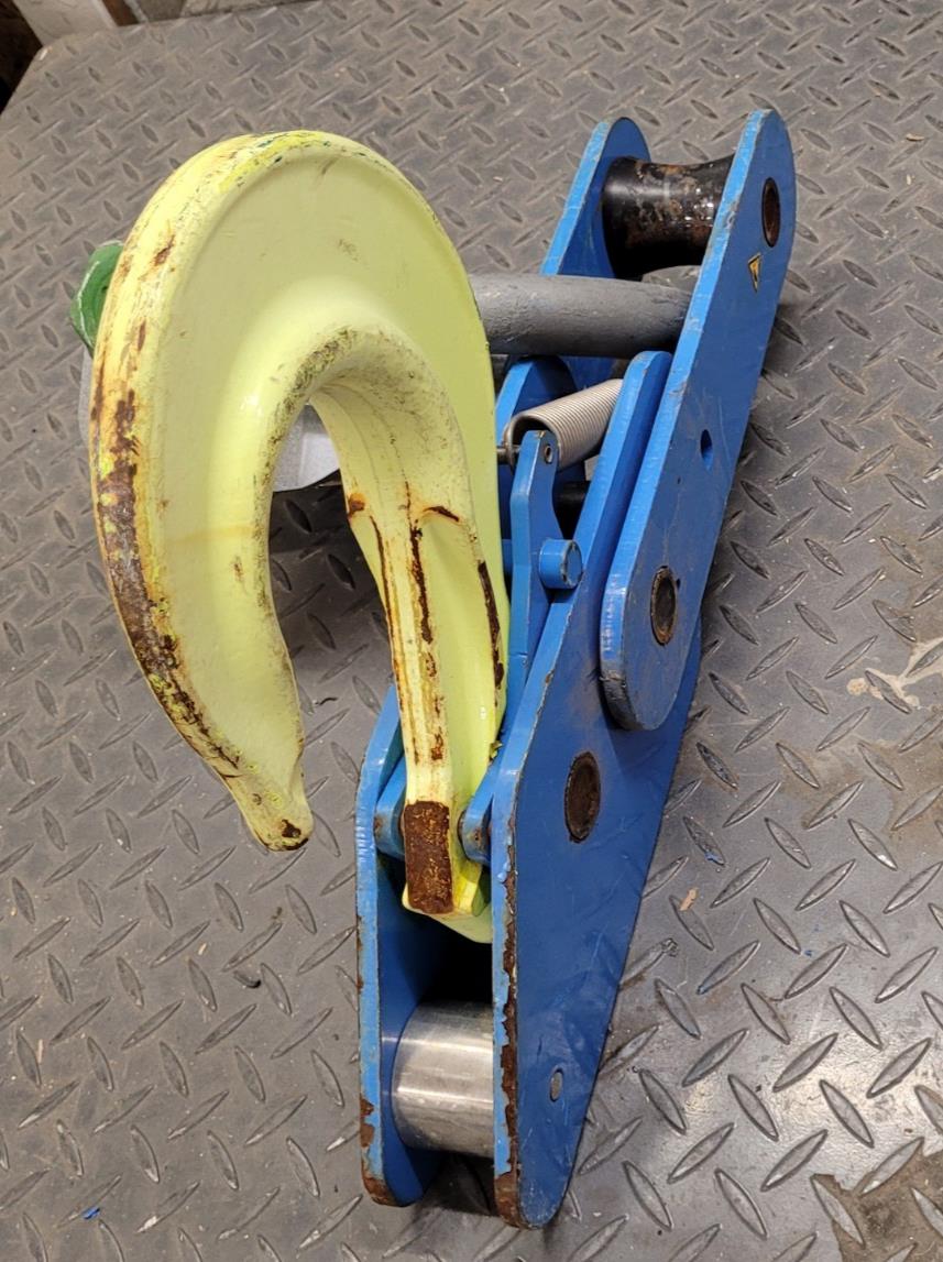 GIGASENSE IS PIAB 12 TON Automatic Safety Locking Crane Lifting Hook 300162