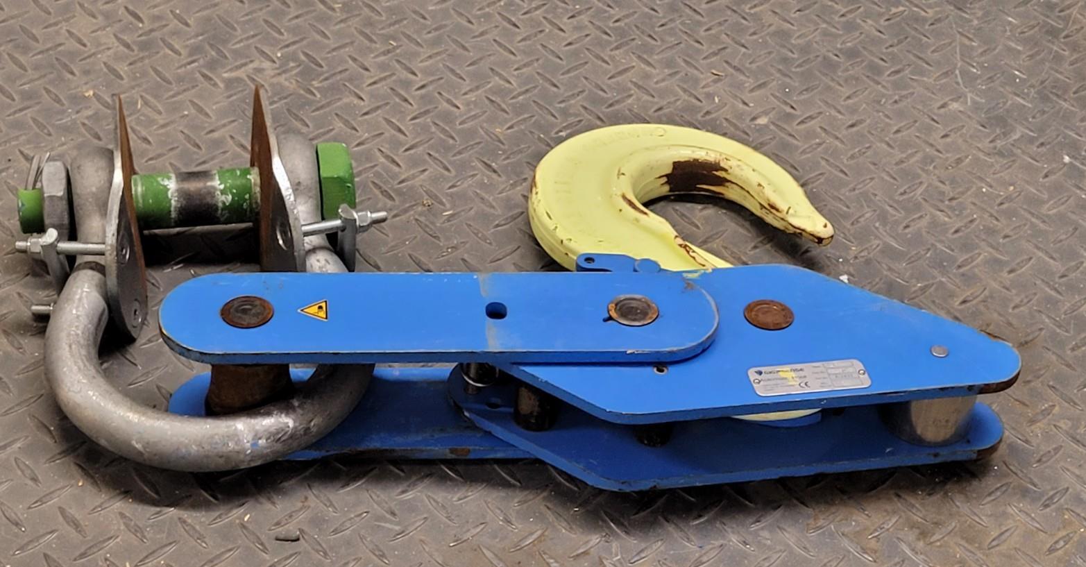 GIGASENSE IS PIAB 12 TON Automatic Safety Locking Crane Lifting Hook 300162
