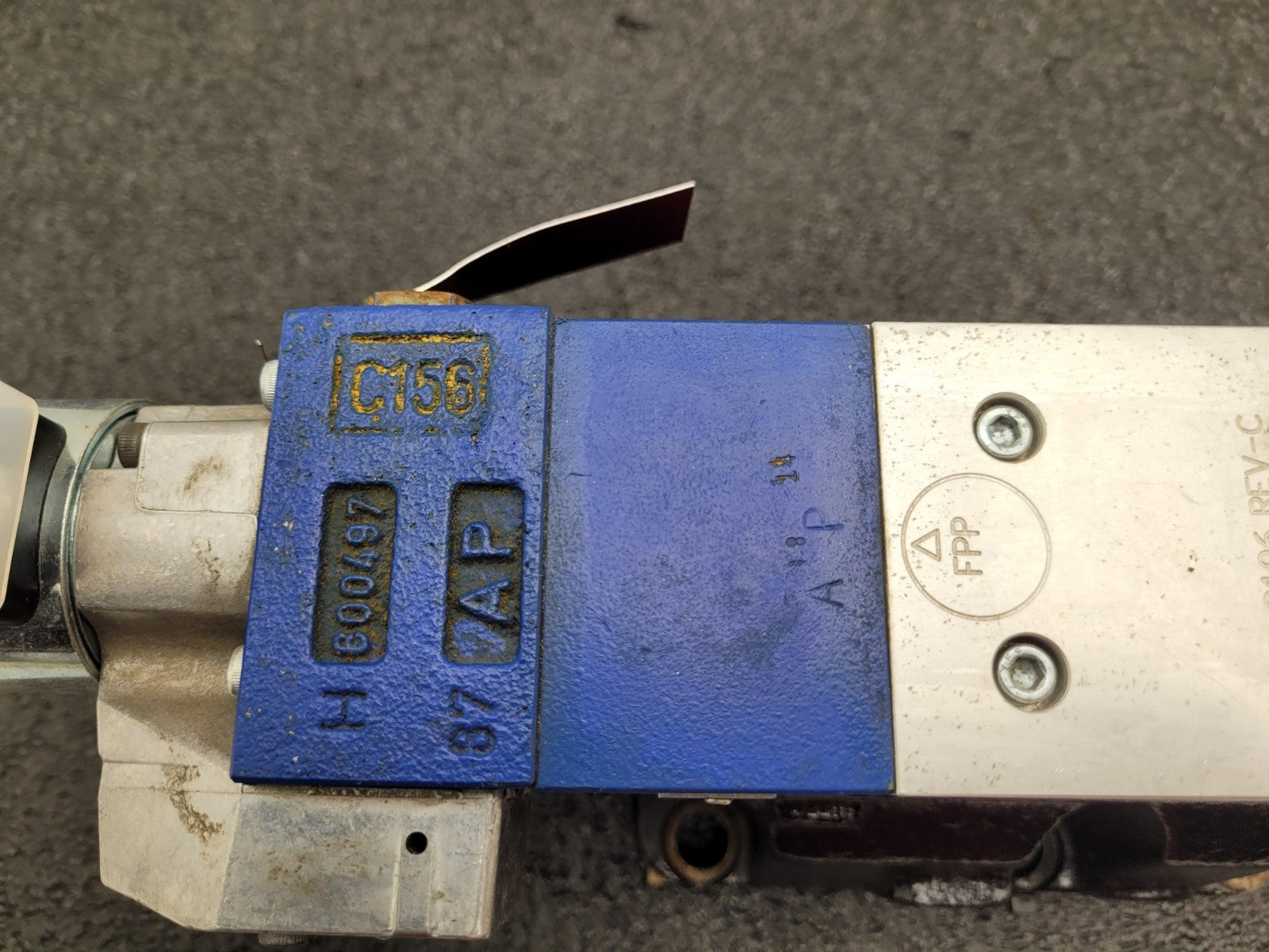 REXROTH R900324881 R901077304 PLATTE-PLUS 1M-4SEW6-20/420V-BG 24VDC