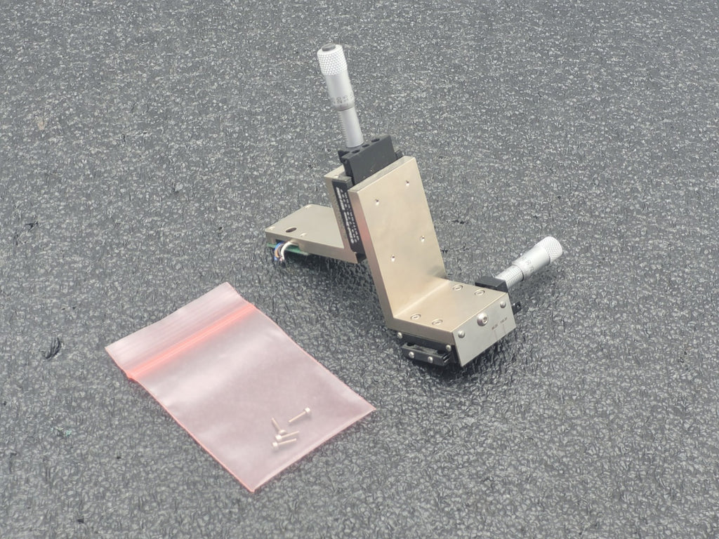 2x Del-Tron 101MM Micrometer Positioning Stage 13mm Travel 1.8kg Load, M2 Holes