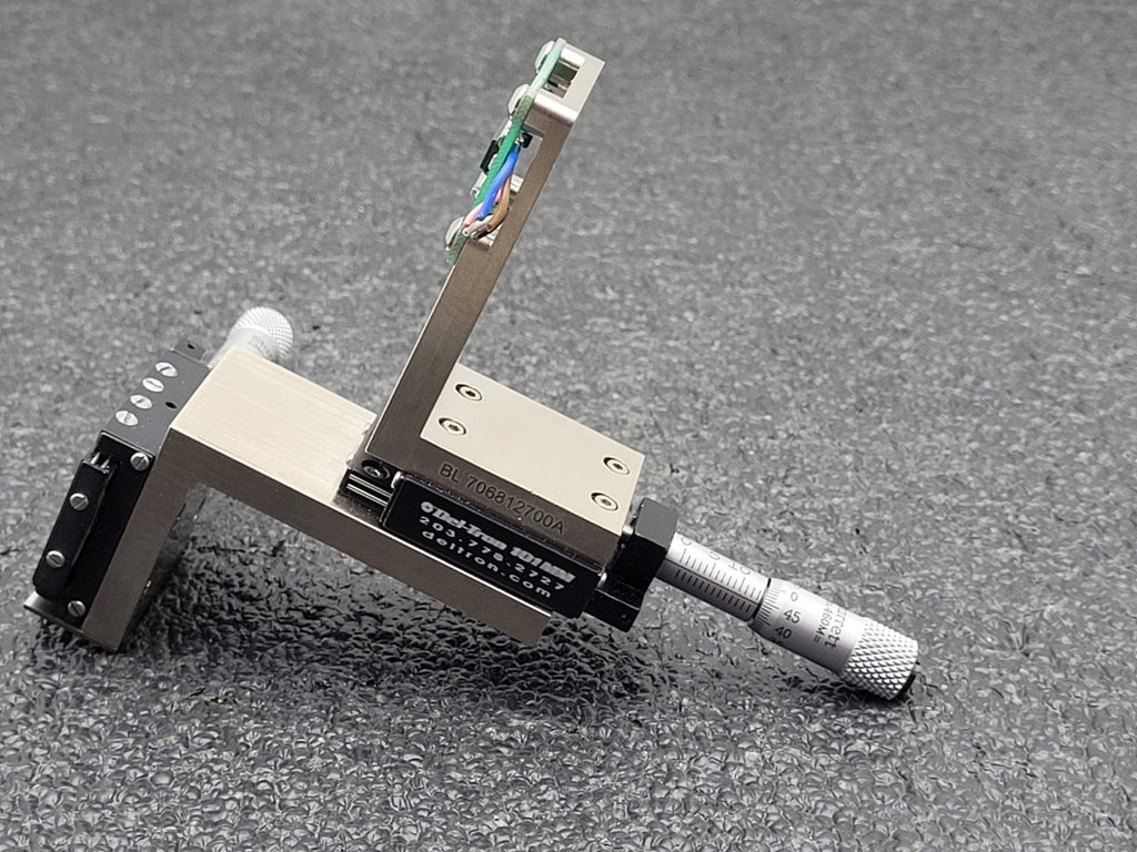 2x Del-Tron 101MM Micrometer Positioning Stage 13mm Travel 1.8kg Load, M2 Holes