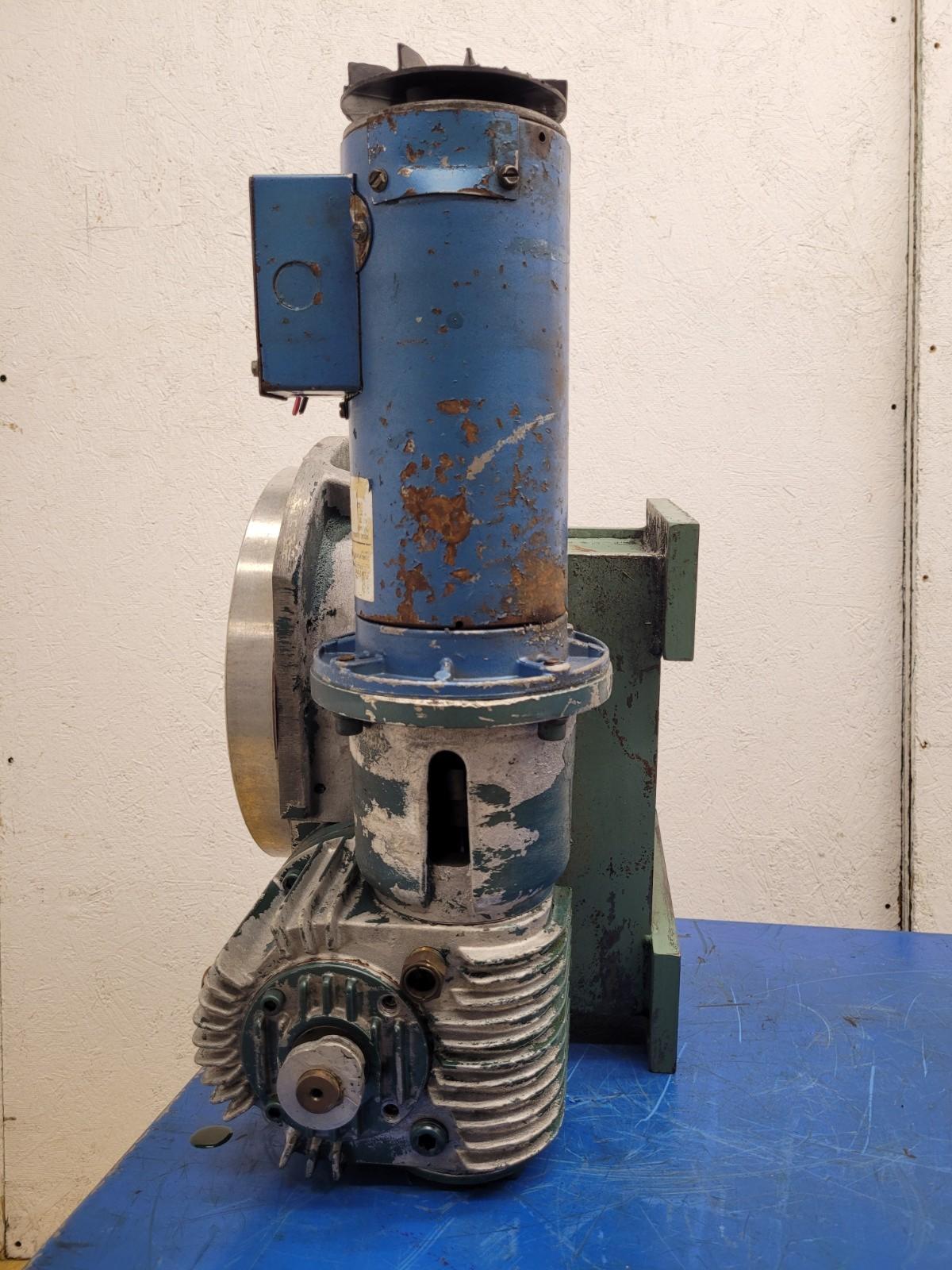 Camco Rotary Indexer 901RDM4H32-330 4 Stop 90° Rotation Per Station 90VDC Tested