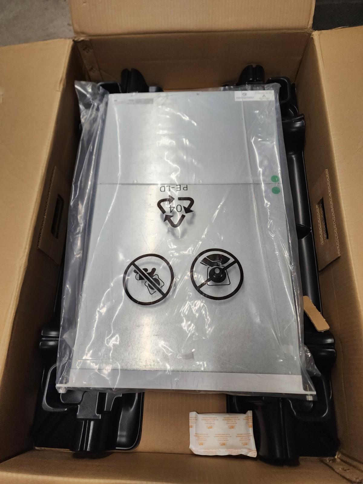 LaCie 8big Thunderbolt 2 Rackmount Direct Attached Storage JBOD