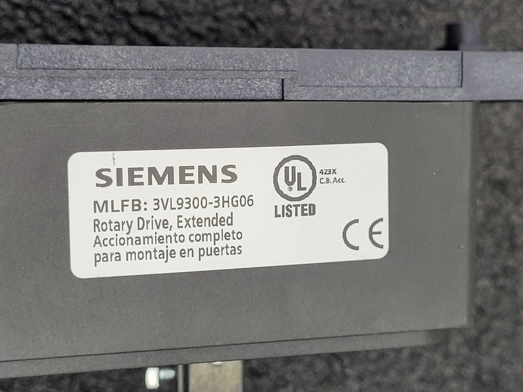 Siemens 3VL93003HG06 Red/Yellow Door Handle Rotary Switch Disconnect Actuator