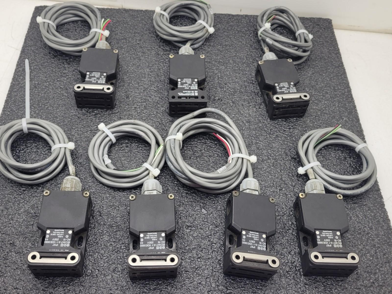 Lot of 7  SCHMERSAL  IEC 947-5-1 Safety Door Keyed Interlock Latch AZ 16-02zvrk