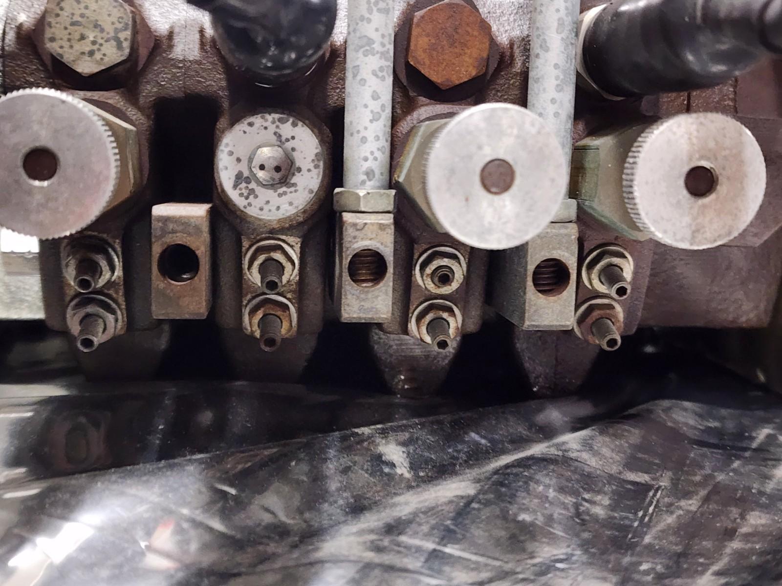 Parker Pulsar Hydraulic Stackable 4x Valve Stack VPL Series VPL244 2-Way Manual