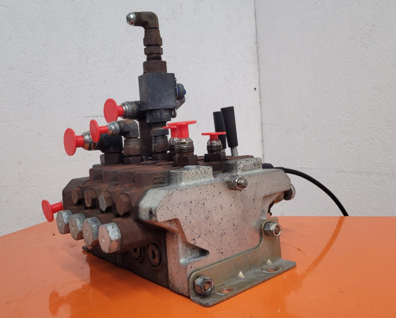 Parker Pulsar Hydraulic Stackable 4x Valve Stack VPL Series VPL244 2-Way Manual