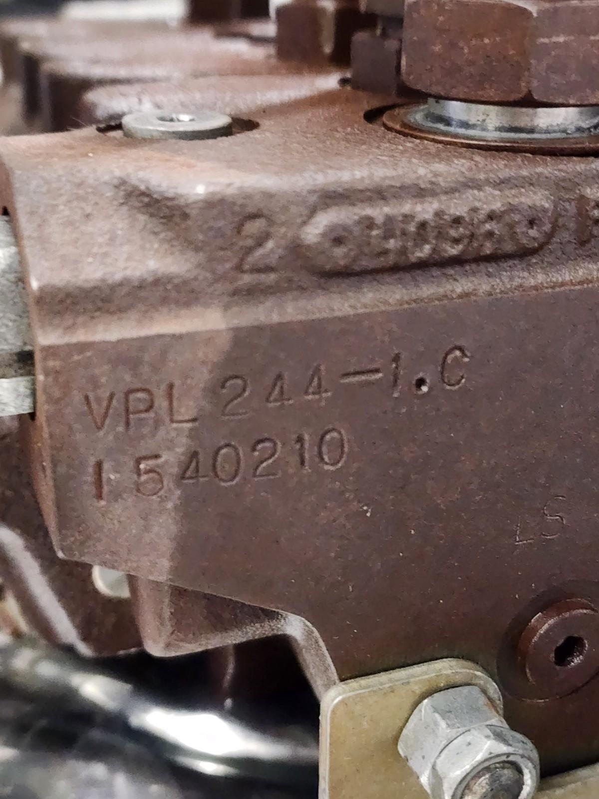 Parker Pulsar Hydraulic Stackable 4x Valve Stack VPL Series VPL244 2-Way Manual