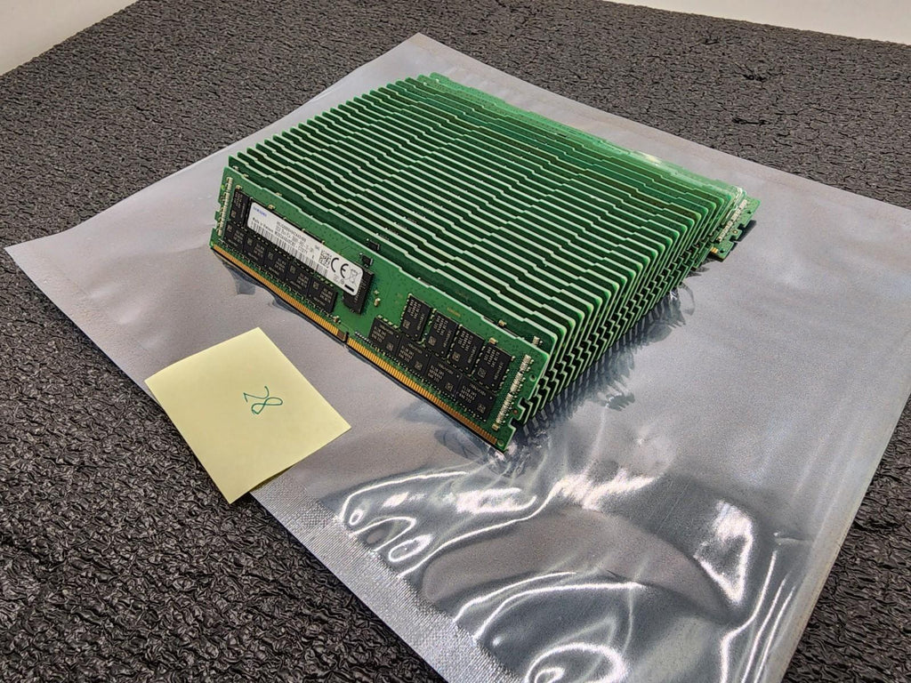 Lot of 28x Samsung 32GB 2Rx4 DDR4-2666 ECC Server Memory Ram M393A4K40CB2-CTD7Y