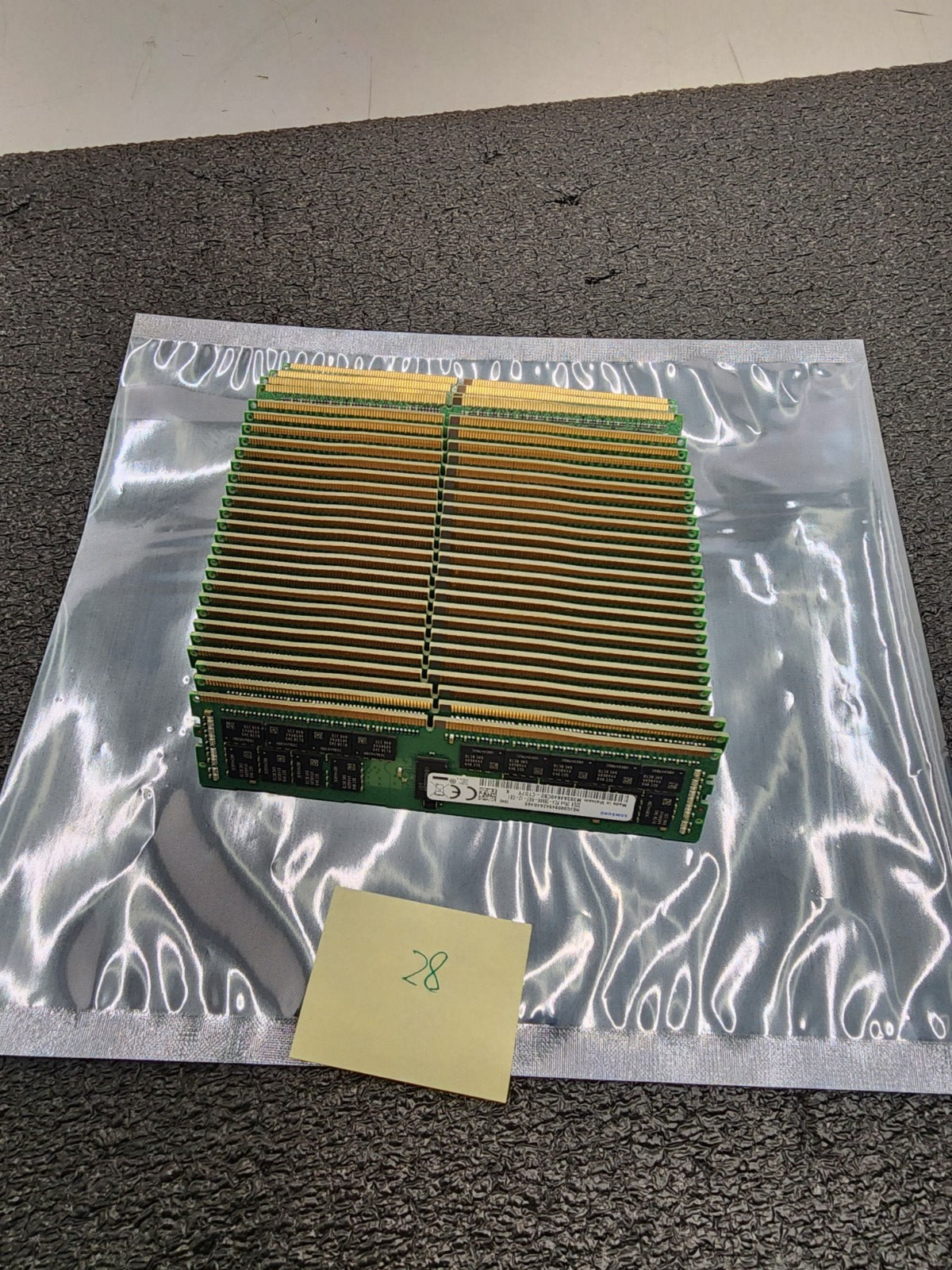 Lot of 28x Samsung 32GB 2Rx4 DDR4-2666 ECC Server Memory Ram M393A4K40CB2-CTD7Y