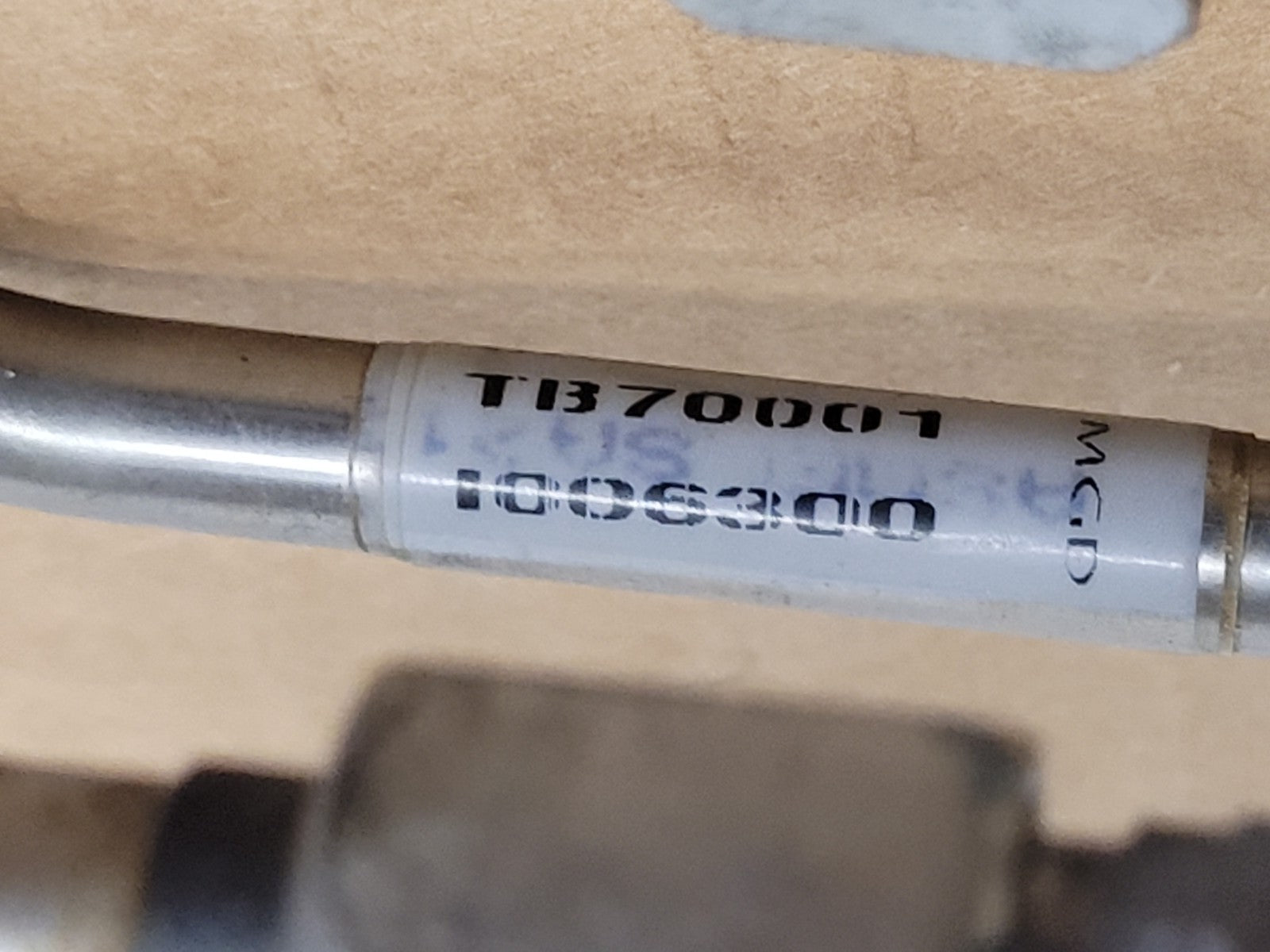 PARKER Hydraulic Proportional ISO Valve D1VL001CN  12VDC + Override Unit J